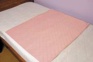Standard Bed Pad With Flaps Standard Bed Pad With Flaps